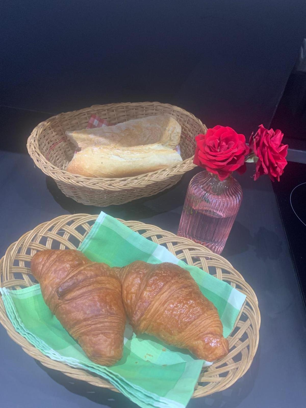 Reve D'Azur, 2 Chambres, Maison Julia En Bord De Mer A La Nartelle, Piscine Partagee, Parking & Terrasse Bbq, Wifi Et Draps Inclus Plage A Pied Sainte-Maxime Eksteriør billede