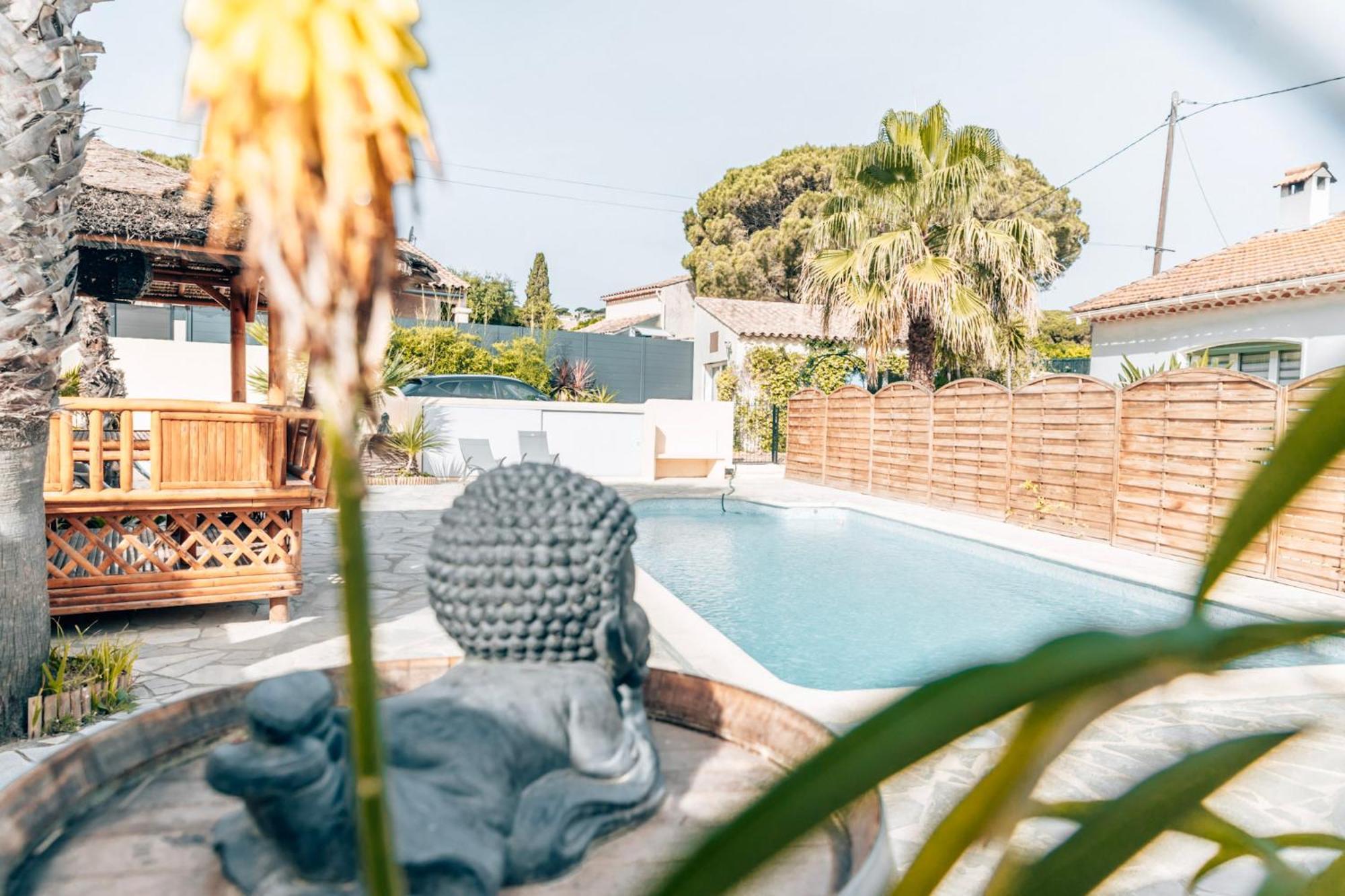 Reve D'Azur, 2 Chambres, Maison Julia En Bord De Mer A La Nartelle, Piscine Partagee, Parking & Terrasse Bbq, Wifi Et Draps Inclus Plage A Pied Sainte-Maxime Eksteriør billede