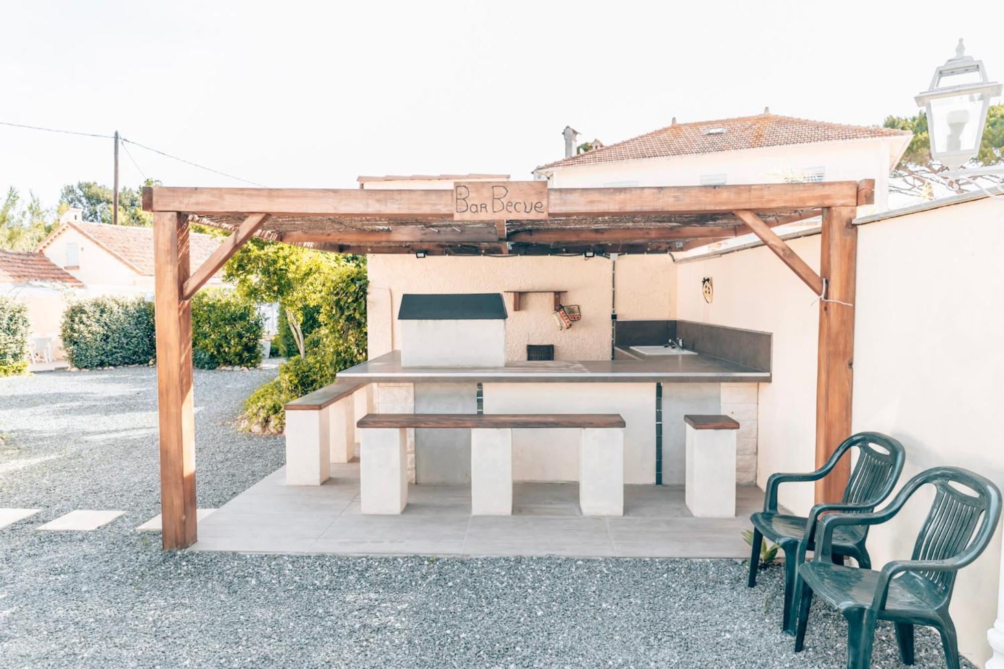 Reve D'Azur, 2 Chambres, Maison Julia En Bord De Mer A La Nartelle, Piscine Partagee, Parking & Terrasse Bbq, Wifi Et Draps Inclus Plage A Pied Sainte-Maxime Eksteriør billede