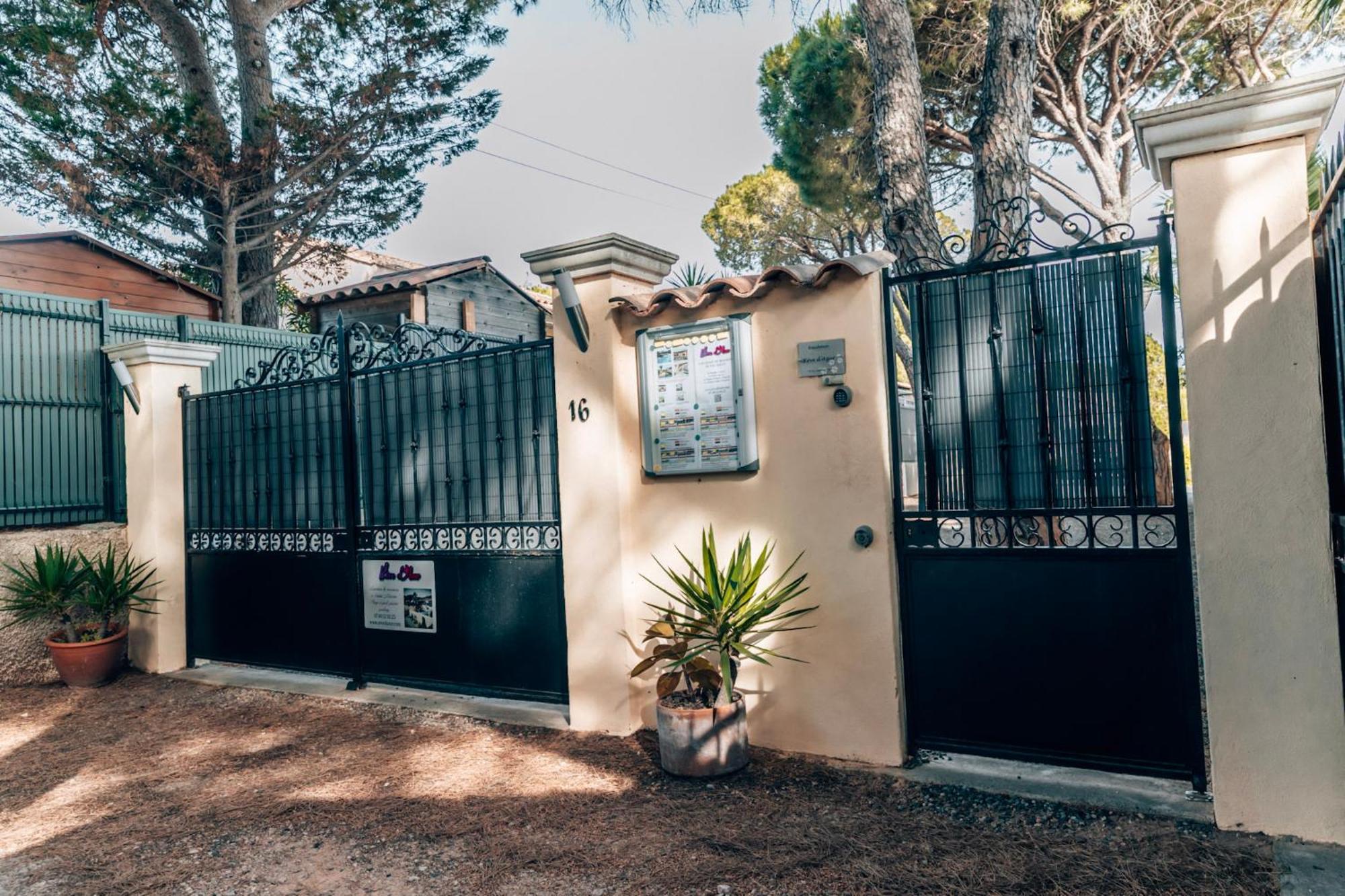 Reve D'Azur, 2 Chambres, Maison Julia En Bord De Mer A La Nartelle, Piscine Partagee, Parking & Terrasse Bbq, Wifi Et Draps Inclus Plage A Pied Sainte-Maxime Eksteriør billede