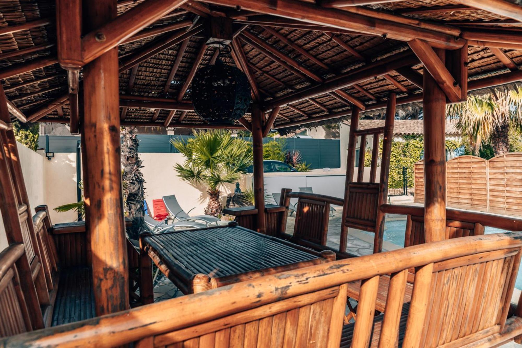 Reve D'Azur, 2 Chambres, Maison Julia En Bord De Mer A La Nartelle, Piscine Partagee, Parking & Terrasse Bbq, Wifi Et Draps Inclus Plage A Pied Sainte-Maxime Eksteriør billede